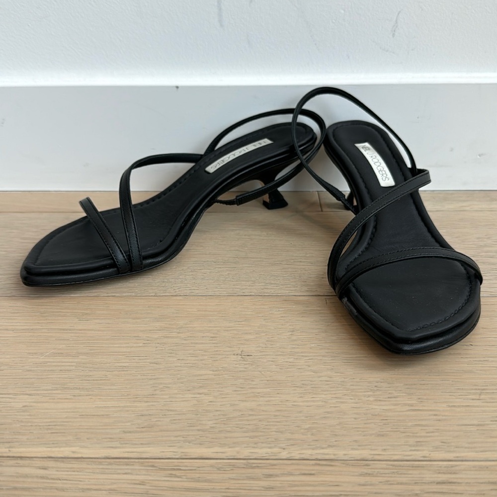 NEIL J RODGERS - JANEL SANDAL SIZE 37